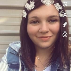 Meet your Posher, Joanell